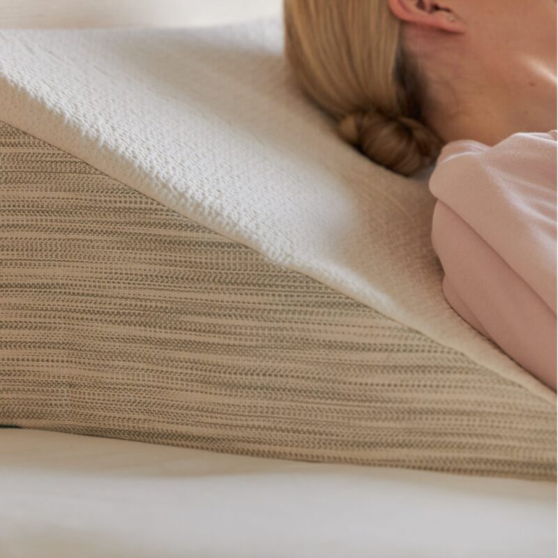 Organic Latex Wedge Pillow Set - Image 4